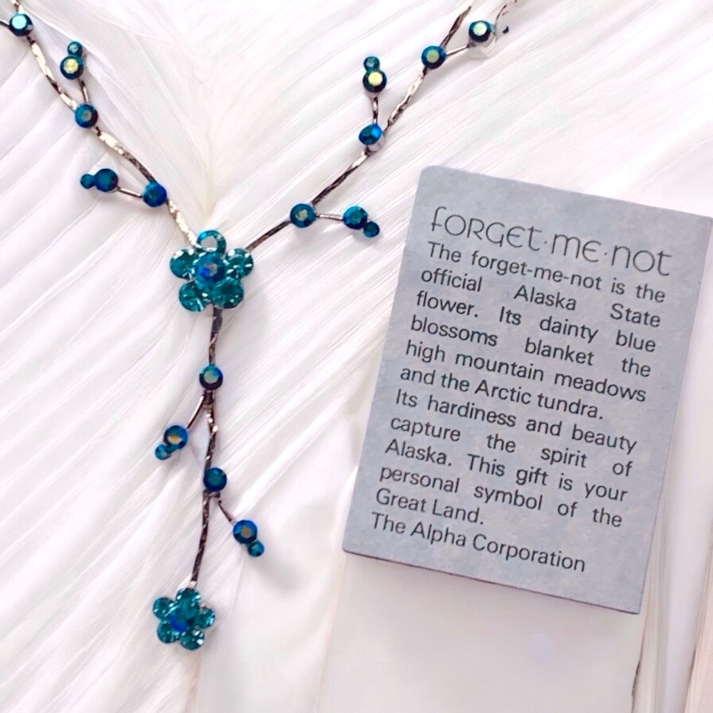 Forget Me Not Dainty Blue Aurora Floral Necklace & Earrings - Picture 6 of 8
